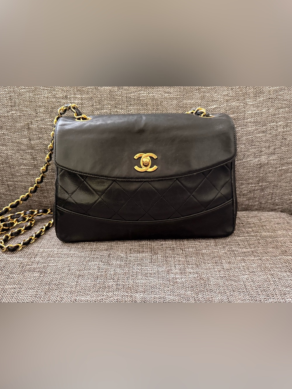 CHANEL Black Quilted Leather Shoulder Bag with Gold CC Hardware